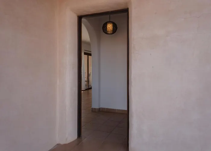 Upupa Lodge *